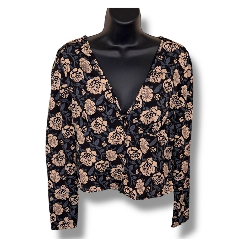 Size 6 Nasty Gal Floral Vneck Long Sleeve Black Beige Goth Boho